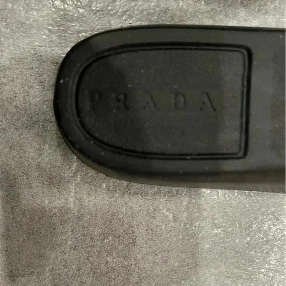 [38.5/US8.5]Vintage Prada Black Mixed Leather  Sneakers - Picture 8 of 11